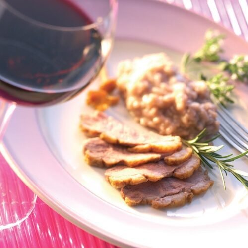 Spätburgunder-Risotto mit gebratener Entenbrust und Waldpilzen