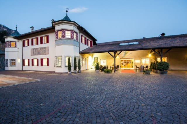 Weingut Kurtatsch – Südtiroler Weintradition mit Charakter, Nachhaltigkeit und Zukunft